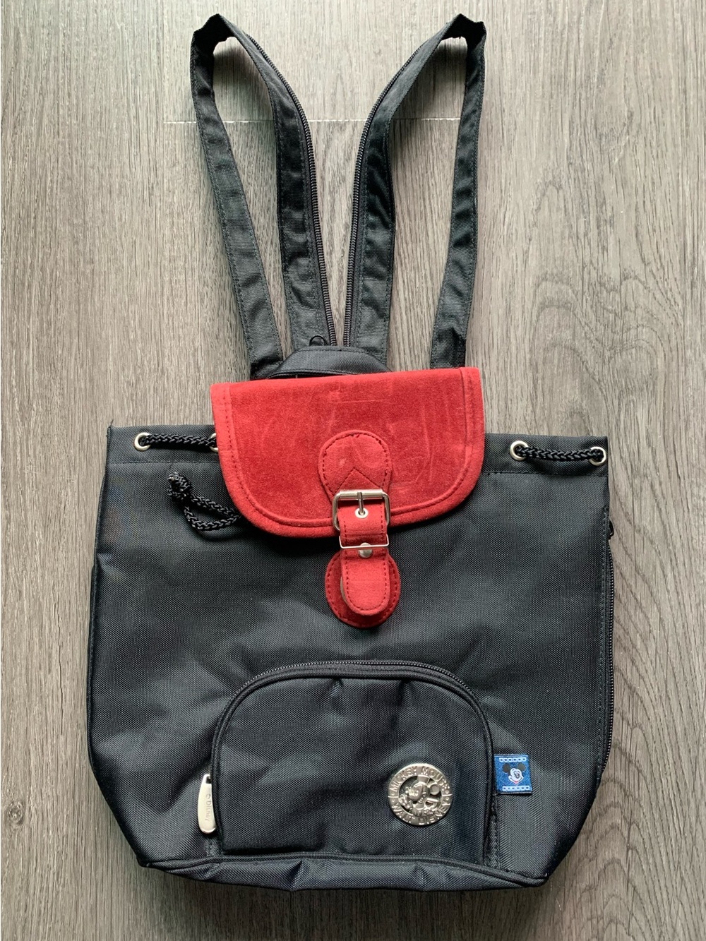 🇨🇦 Vintage Disney Mickey Mouse Black & Red Drawstring Backpack/Rucksack Bag